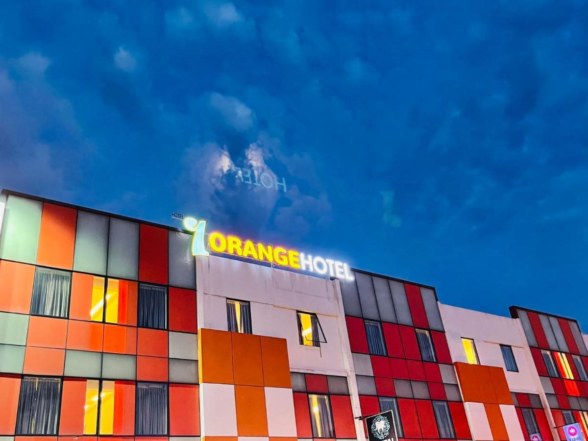 1 Orange Hotel Klia & Klia2 Sepang Eksteriør bilde